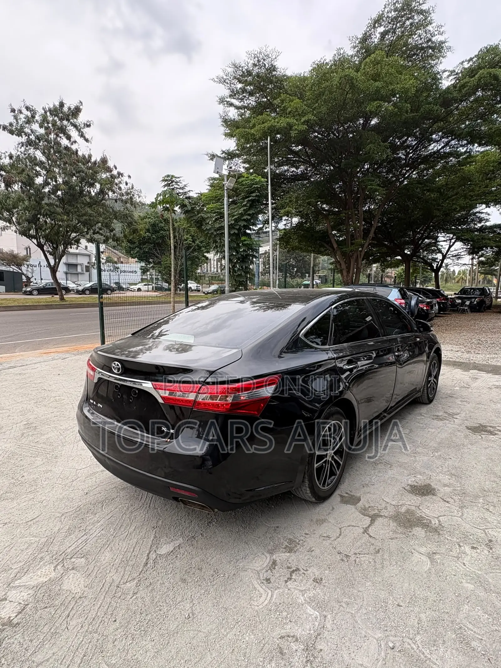 Toyota Avalon 2013 Black