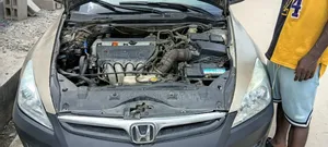 Honda Accord 2.4 Executive 2006 Gold