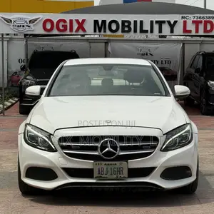 Mercedes-Benz C300 2015 White