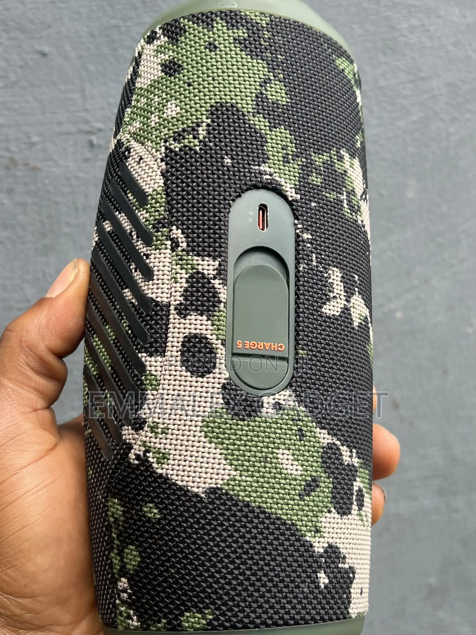 Used JBL Charge 5