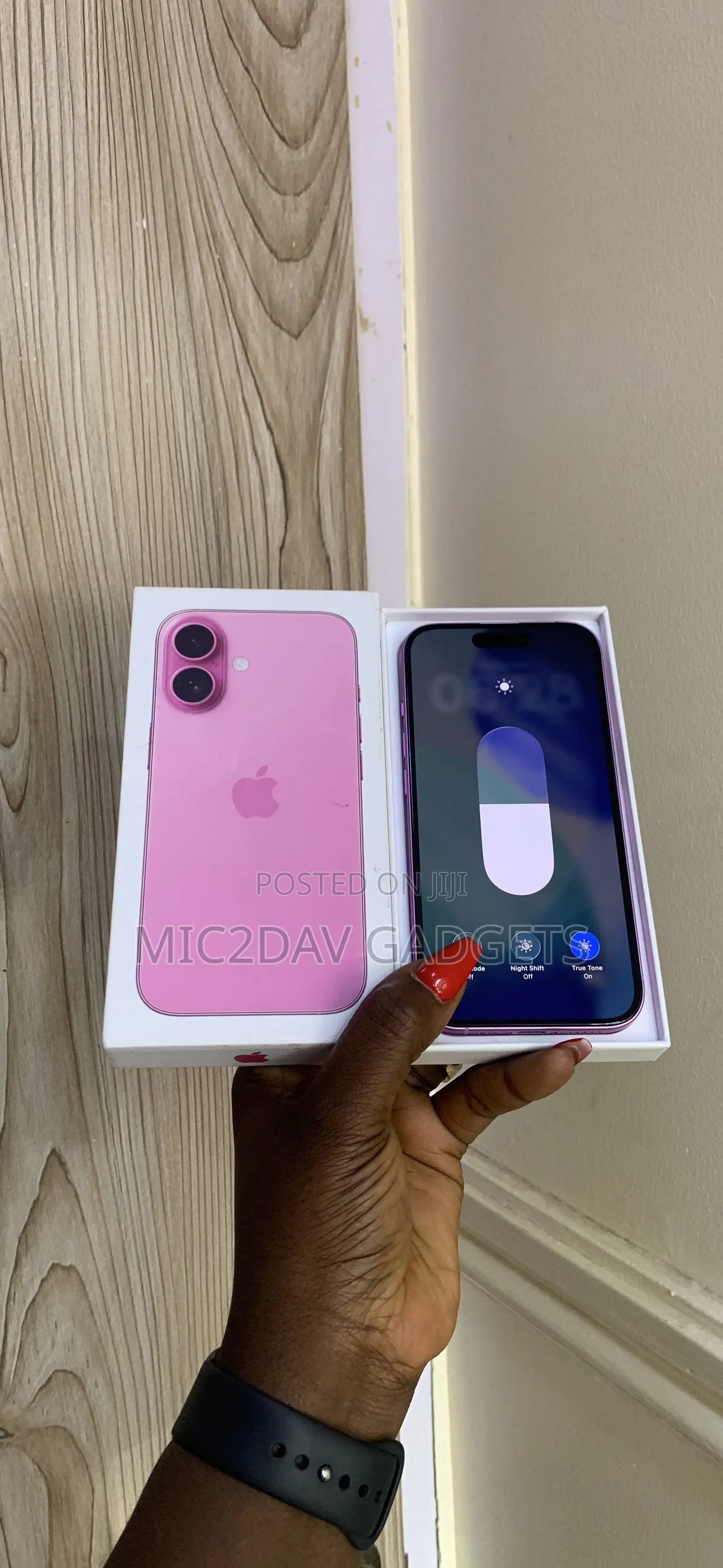 Apple iPhone 16 128 GB Pink