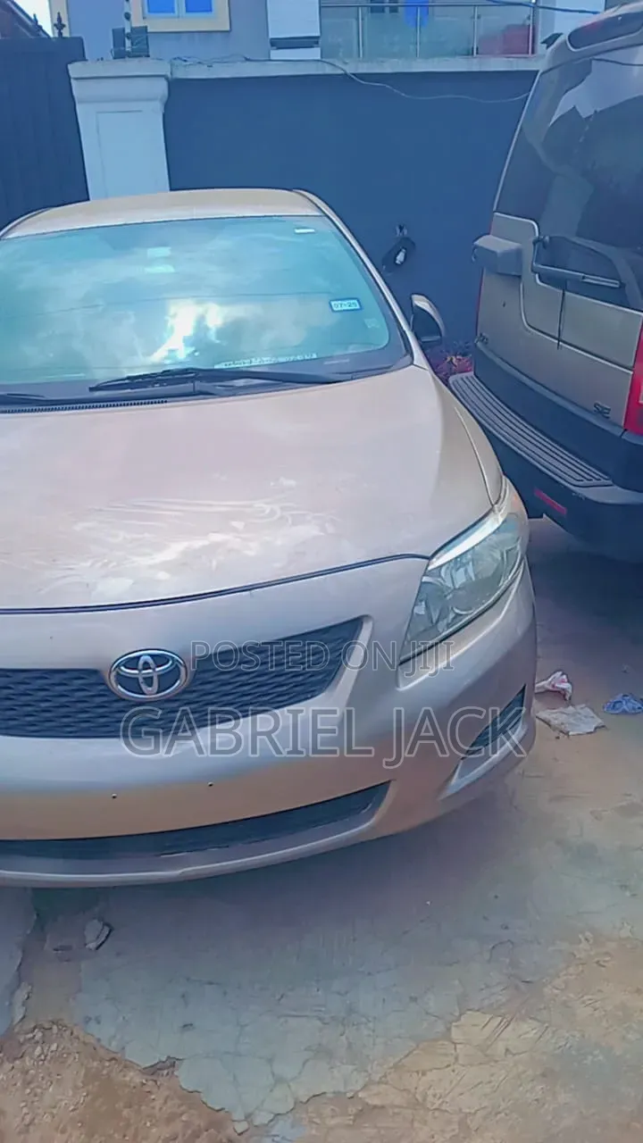 Toyota Corolla 2008 Gold