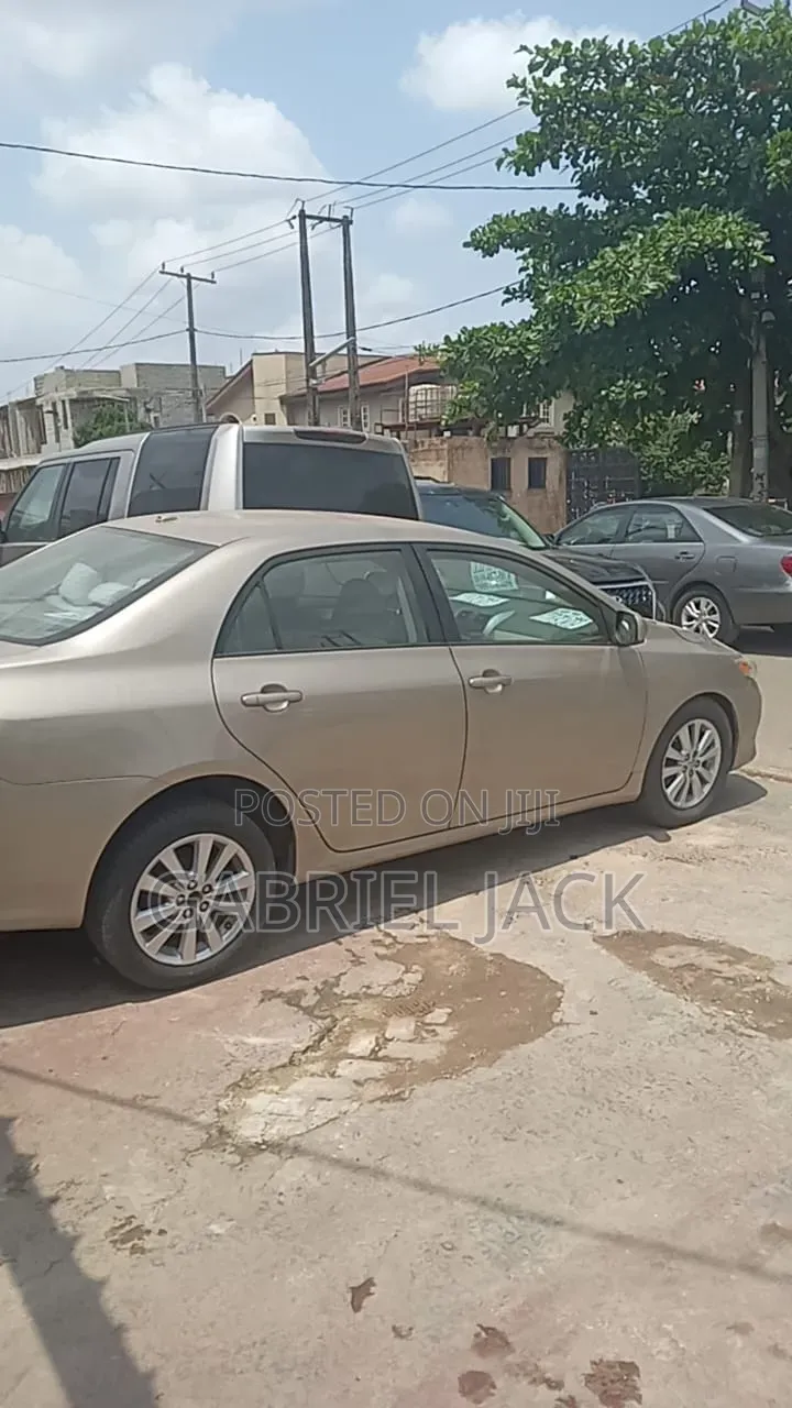 Toyota Corolla 2008 Gold