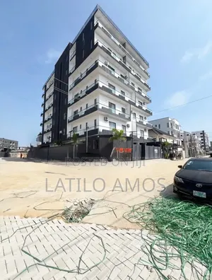 2bdrm Apartment in Lekki Phase 1 for rent