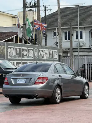 Mercedes-Benz C300 2010 Silver