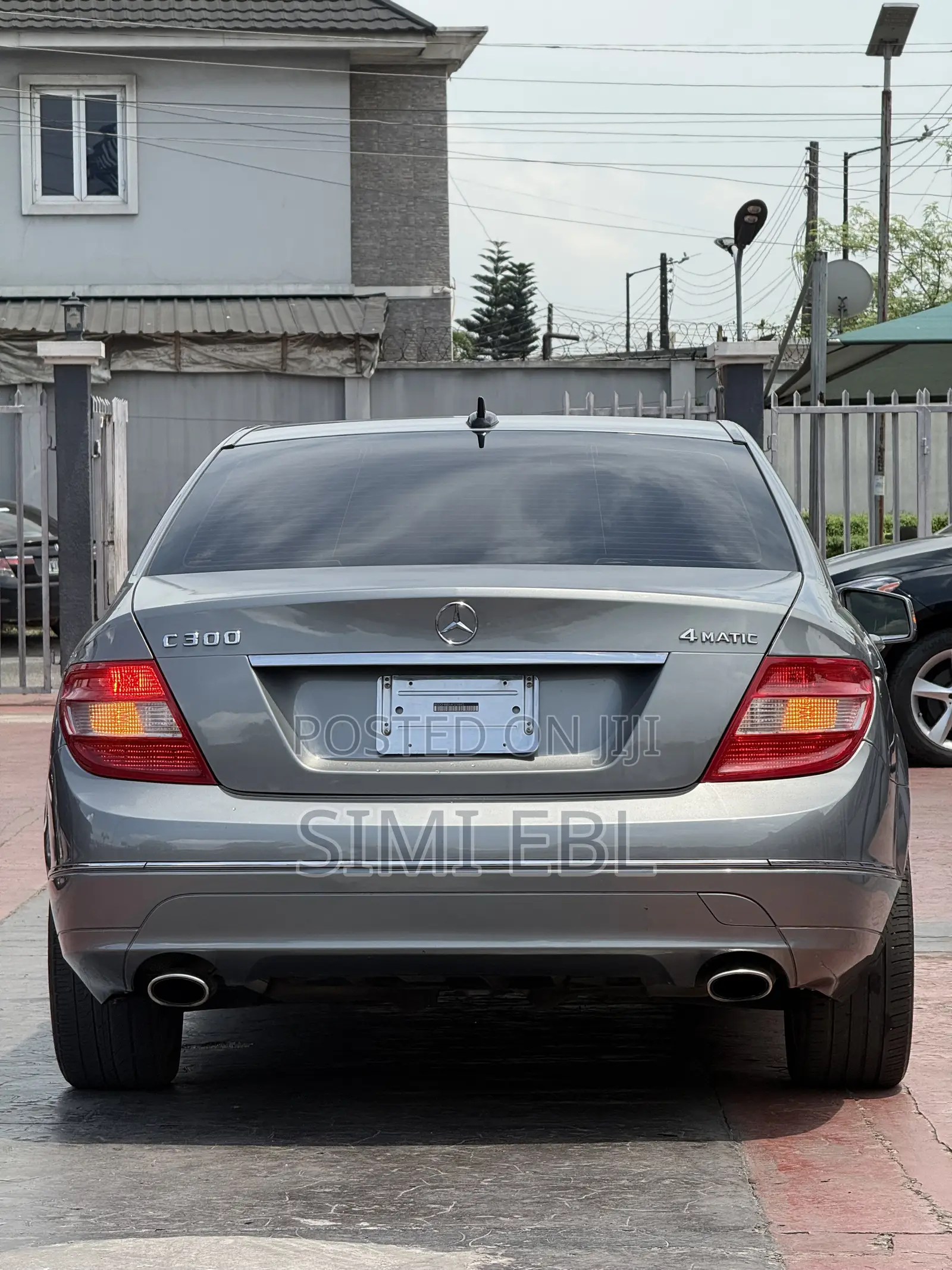 Mercedes-Benz C300 2010 Silver