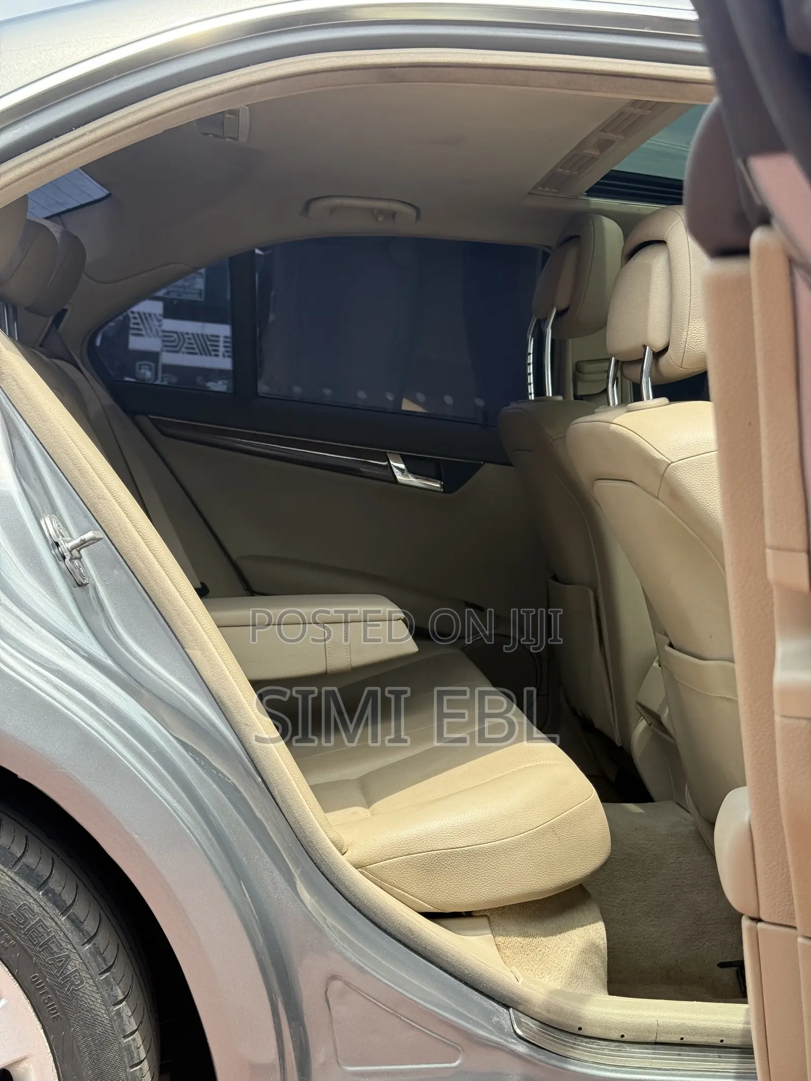 Mercedes-Benz C300 2010 Silver