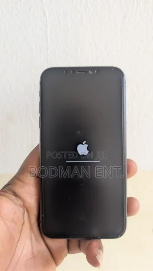 Apple iPhone 11 64 GB Black