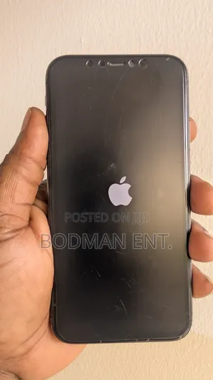 Apple iPhone 11 64 GB Black