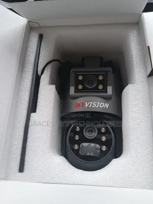 Dual Lens PTZ Solar Camera