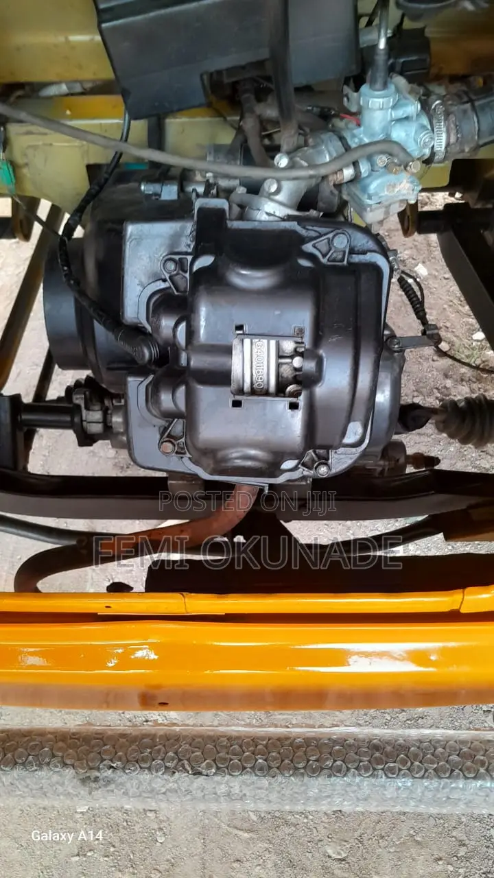 TVS King Deluxe Plus iTouch Start 2023 Yellow