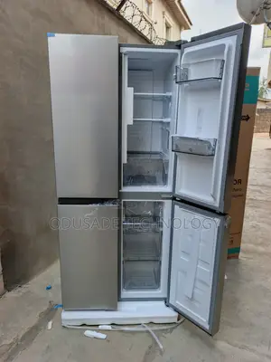 REF54WC Hisense 392L Inverter Spacious Kitchen Appliance