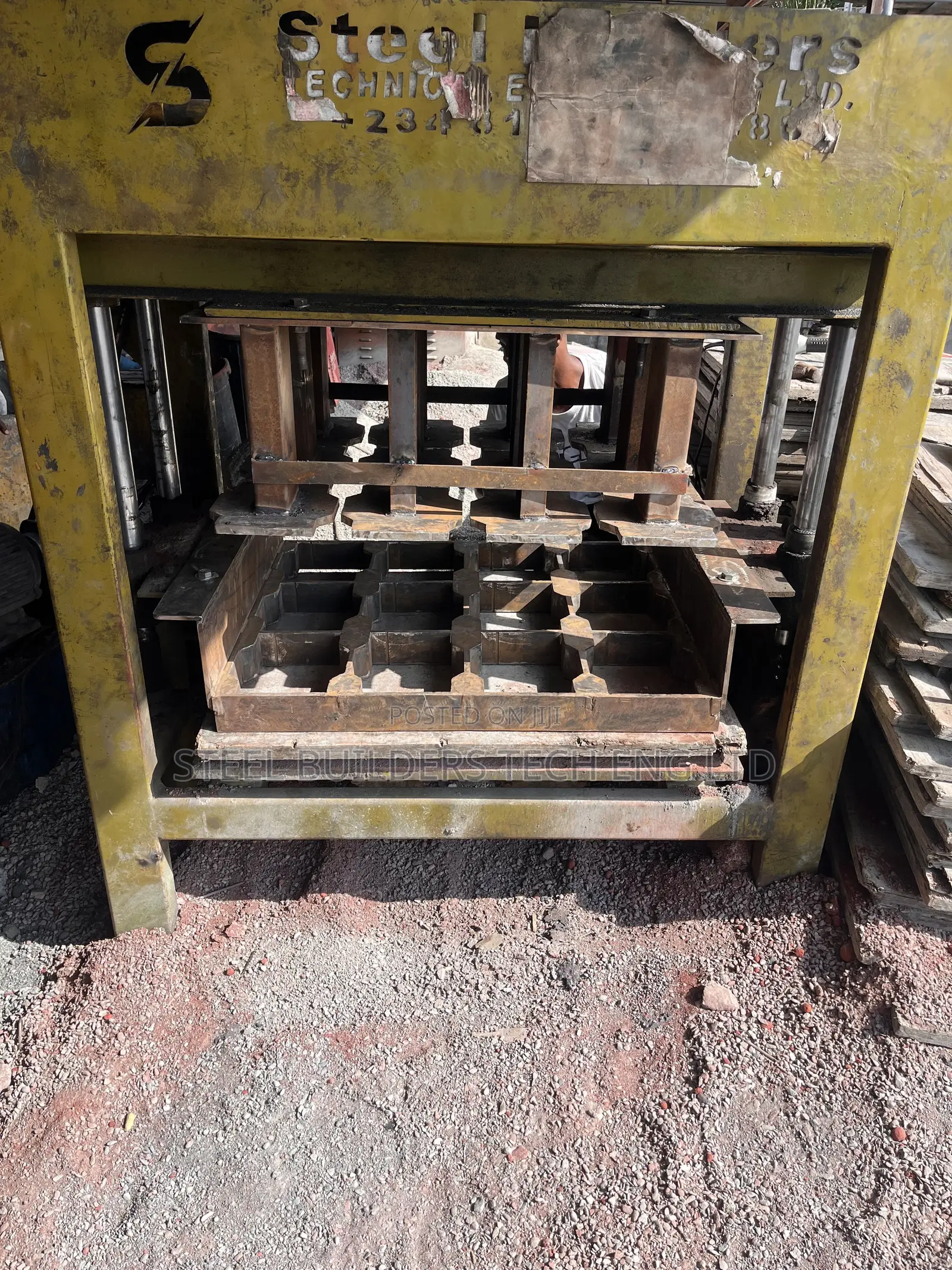 Block and Paving Stone Moulds