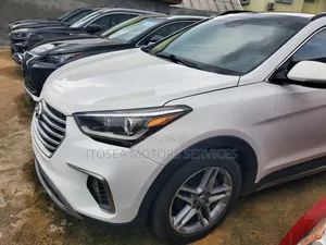 Hyundai Santa Fe Limited AWD 2017 White