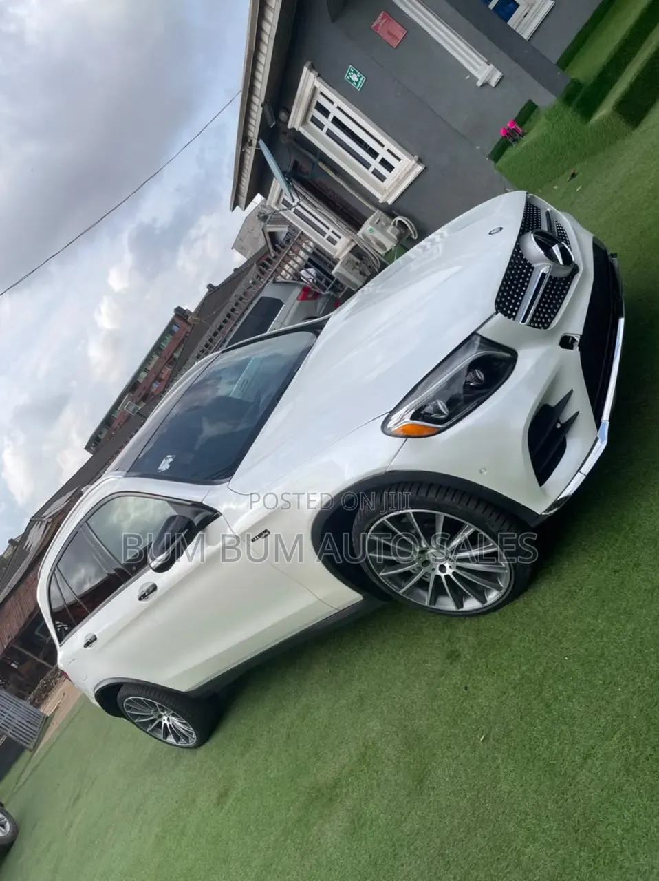Mercedes-Benz GLC-Class 2017 White