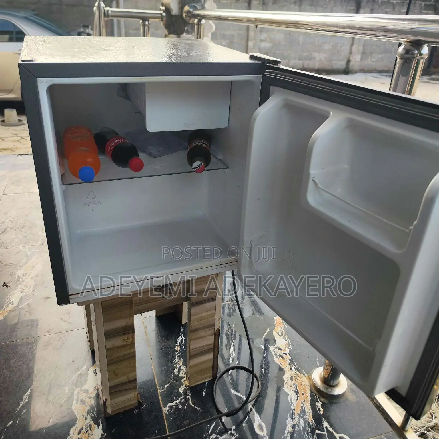 Hisense 44L Fridge