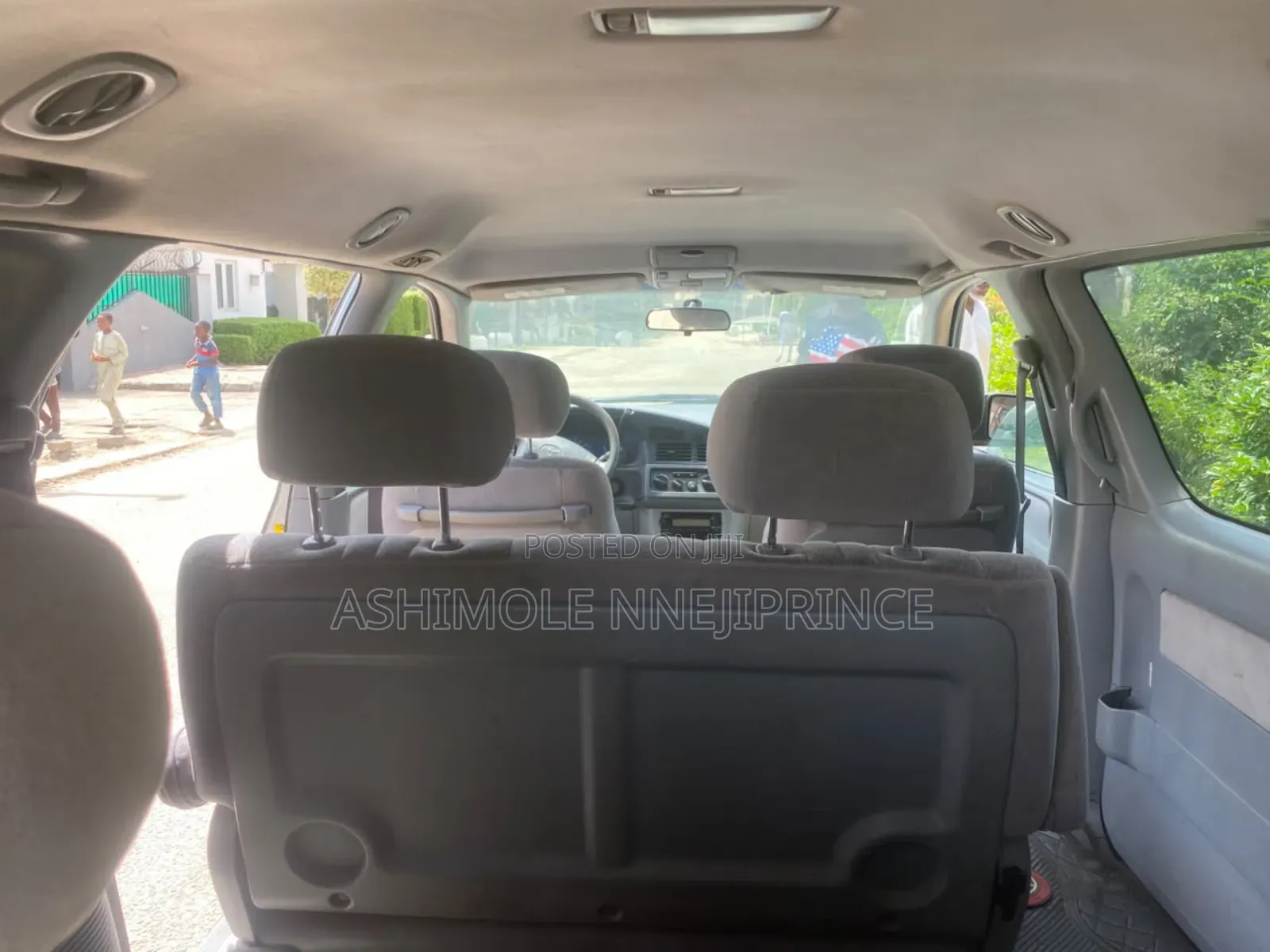 Toyota Sienna LE & 1 hatch 2000 Gold