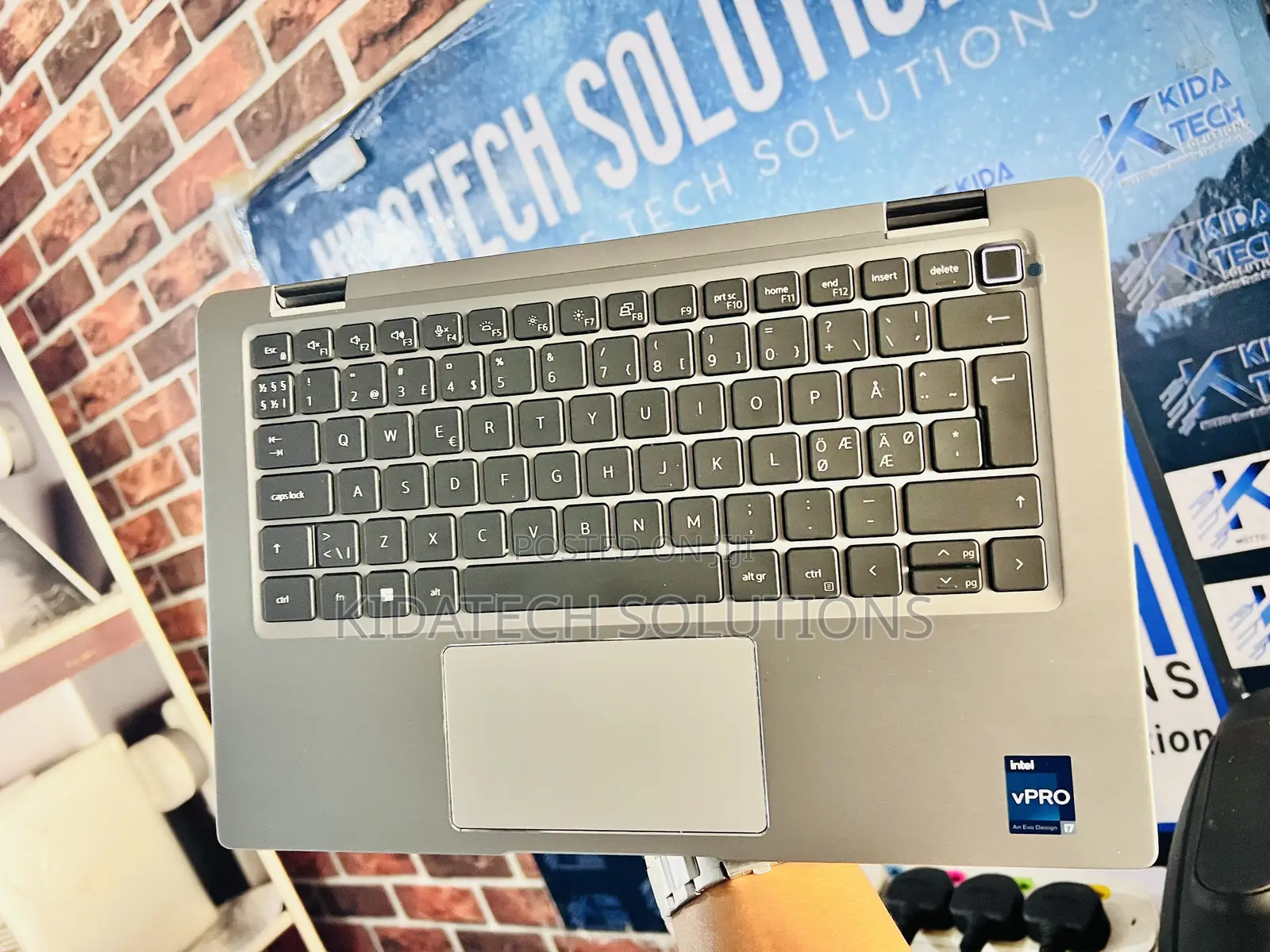 Laptop Dell Latitude 5330 16GB Intel Core i7 SSD 512GB