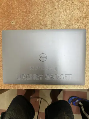 Laptop Dell Precision 5540 32GB Intel Xeon SSD 512GB