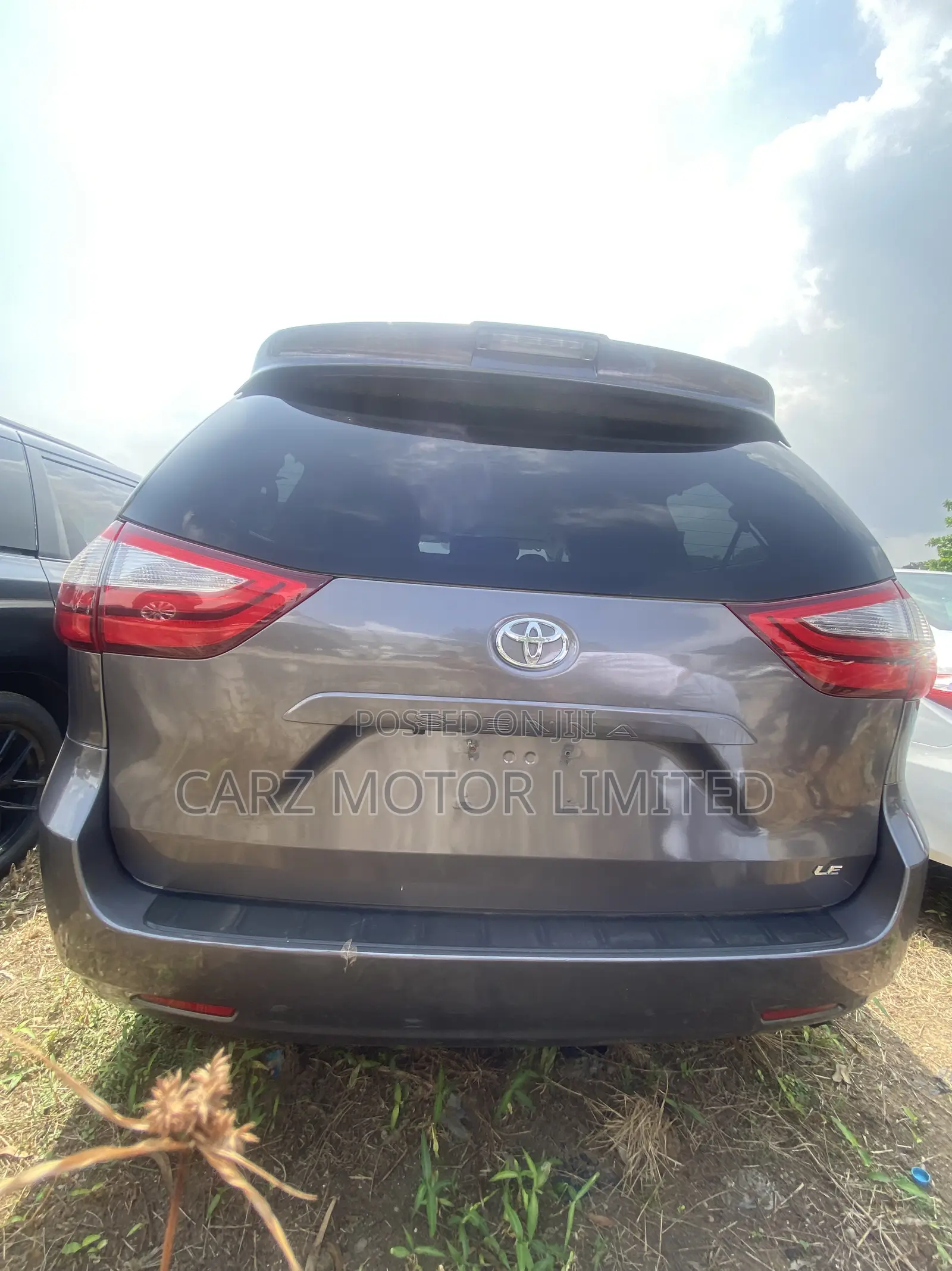 Toyota Sienna 2018 Gray