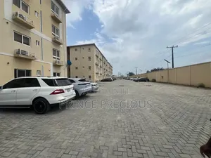 Furnished 1bdrm Apartment in Chevron for rent