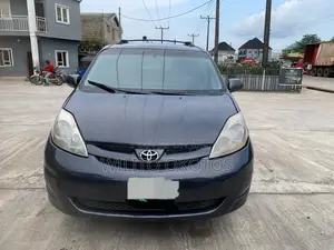 Toyota Sienna LE FWD 2006 Gray