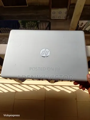 Laptop HP 15 8GB Intel Core 5 HDD 1T