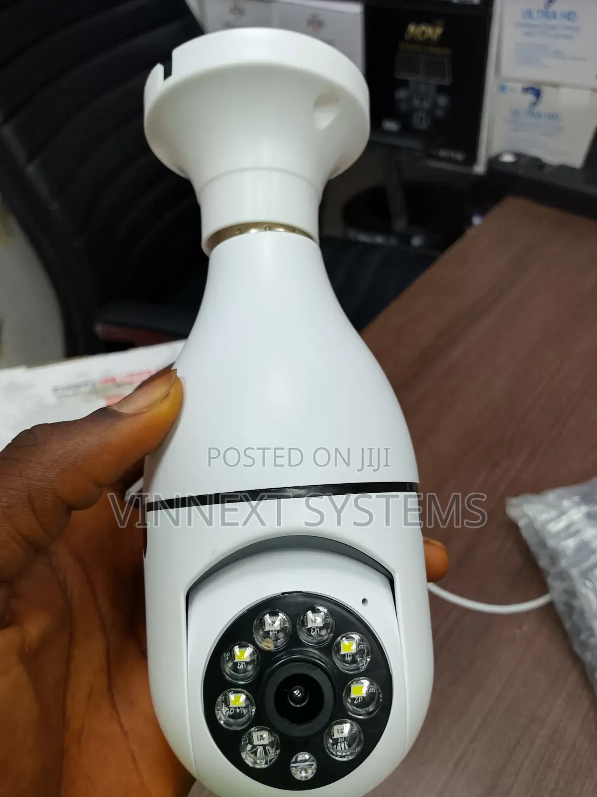 Single Lens Bulb Camera