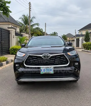 Toyota Highlander Platinum AWD 2020 Black