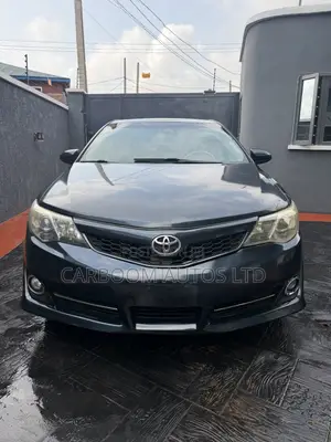 Toyota Camry SE Sport 4dr Sedan (2.5L 4cyl 6A) 2014 Green