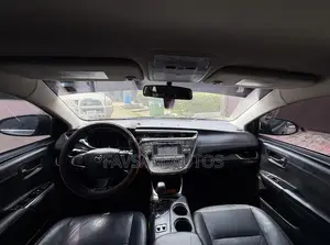 Toyota Avalon 2013 Black