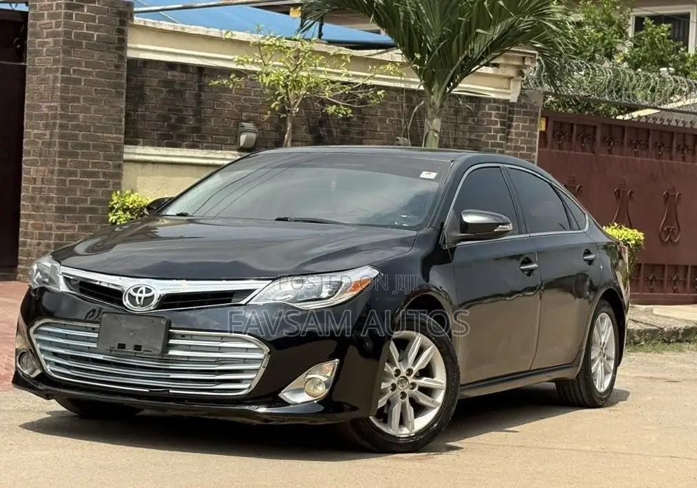 Toyota Avalon 2013 Black