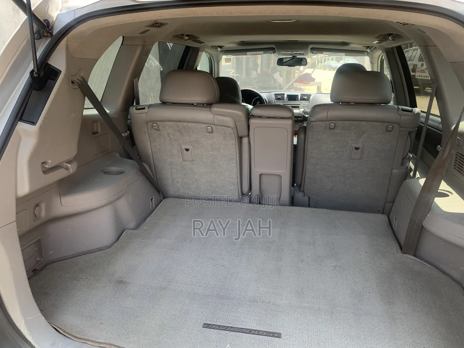 Toyota Highlander 2010 Silver