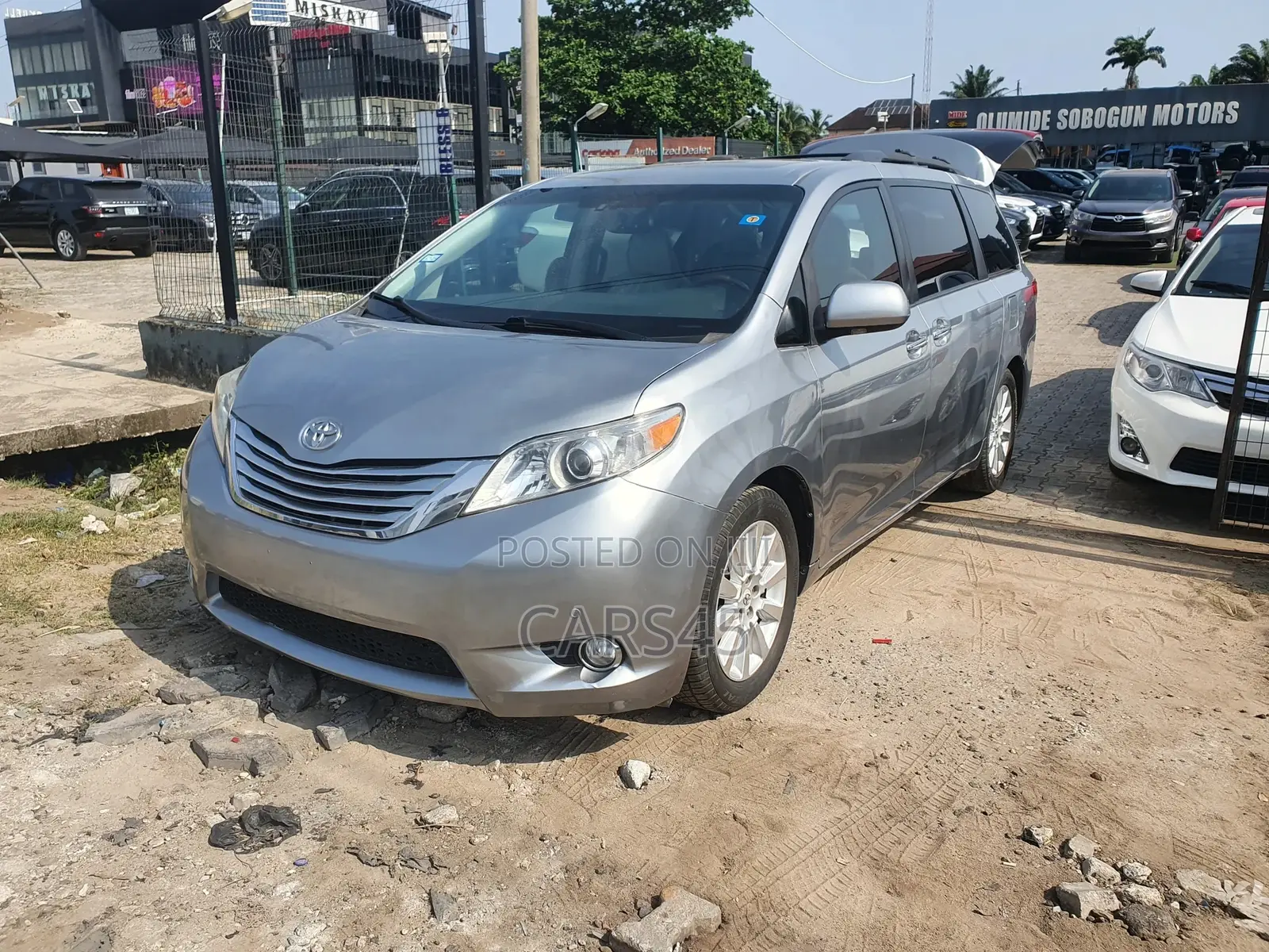 Toyota Sienna 2011 Blue