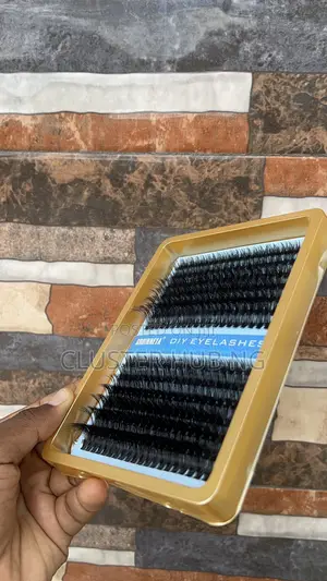 Gold Cluster Lash Tray