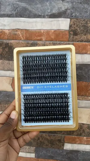 Gold Cluster Lash Tray
