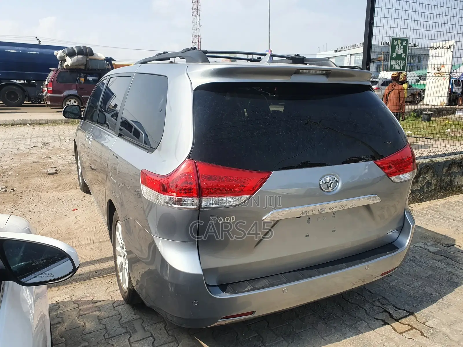 Toyota Sienna 2011 Blue