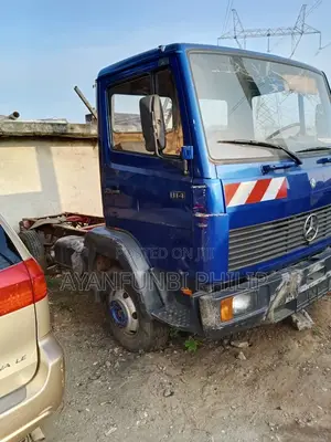 Mercedes Benz 814