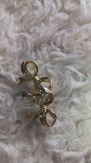 Tola Blings