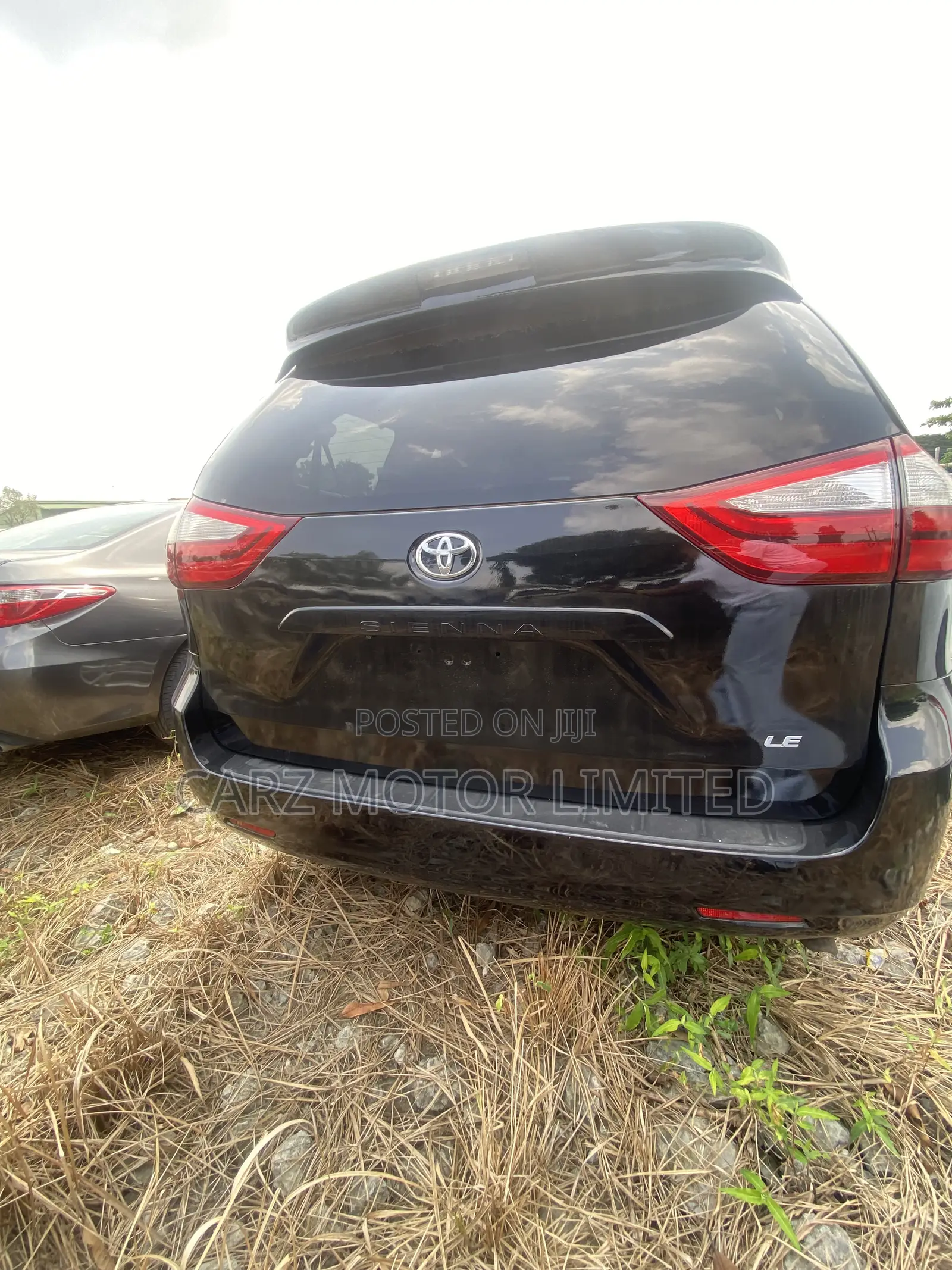 Toyota Sienna 2015 Black
