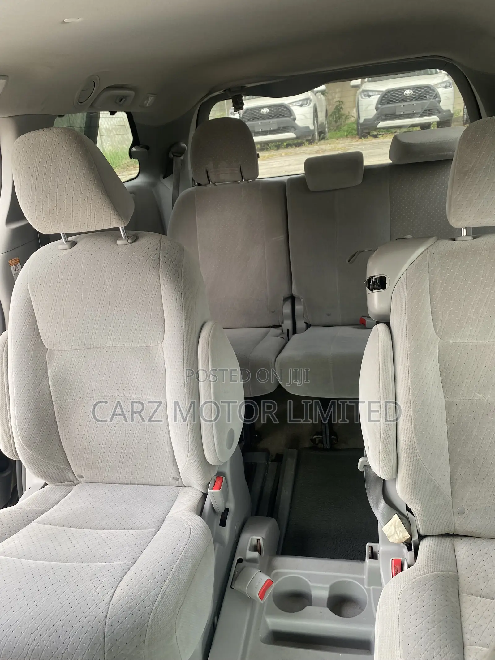 Toyota Sienna 2015 Black