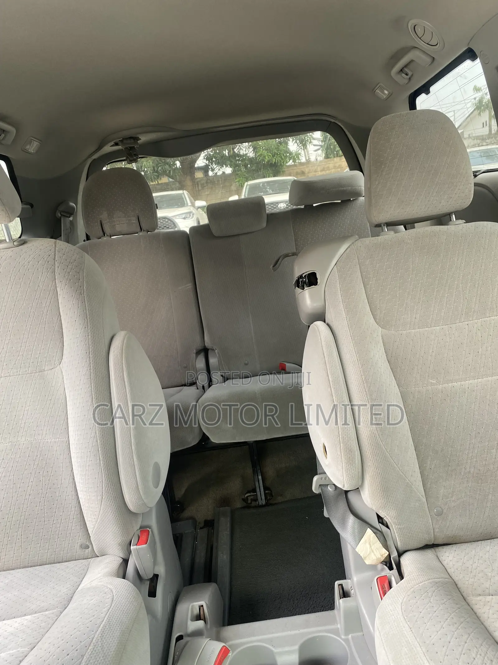 Toyota Sienna 2015 Black
