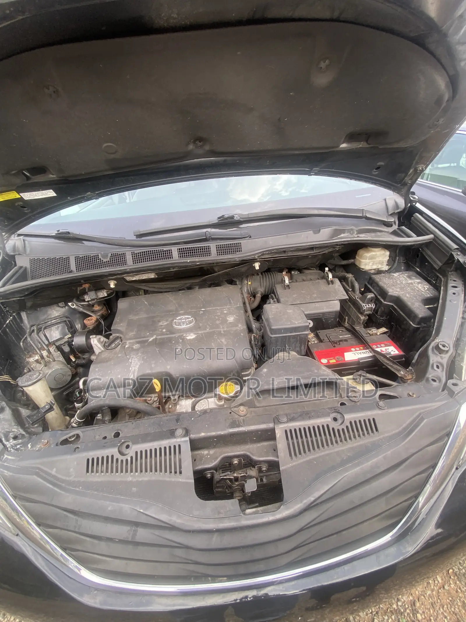 Toyota Sienna 2015 Black