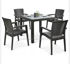 4 Strong Restaurant / Outdoor / Dinning Chairs and a Table.
