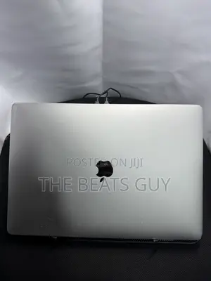 Laptop Apple MacBook Pro 2018 16GB Intel Core i7 SSD 1T