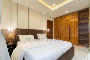 WILLOW GROVE - Stunning 2 Bedroom Maisonette