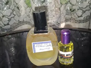 Perfume Oils/ Perfumes