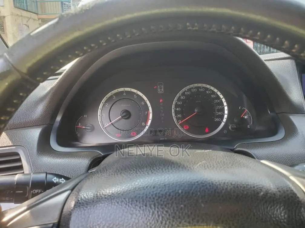 Honda Accord 2.0i Automatic 2009 Silver