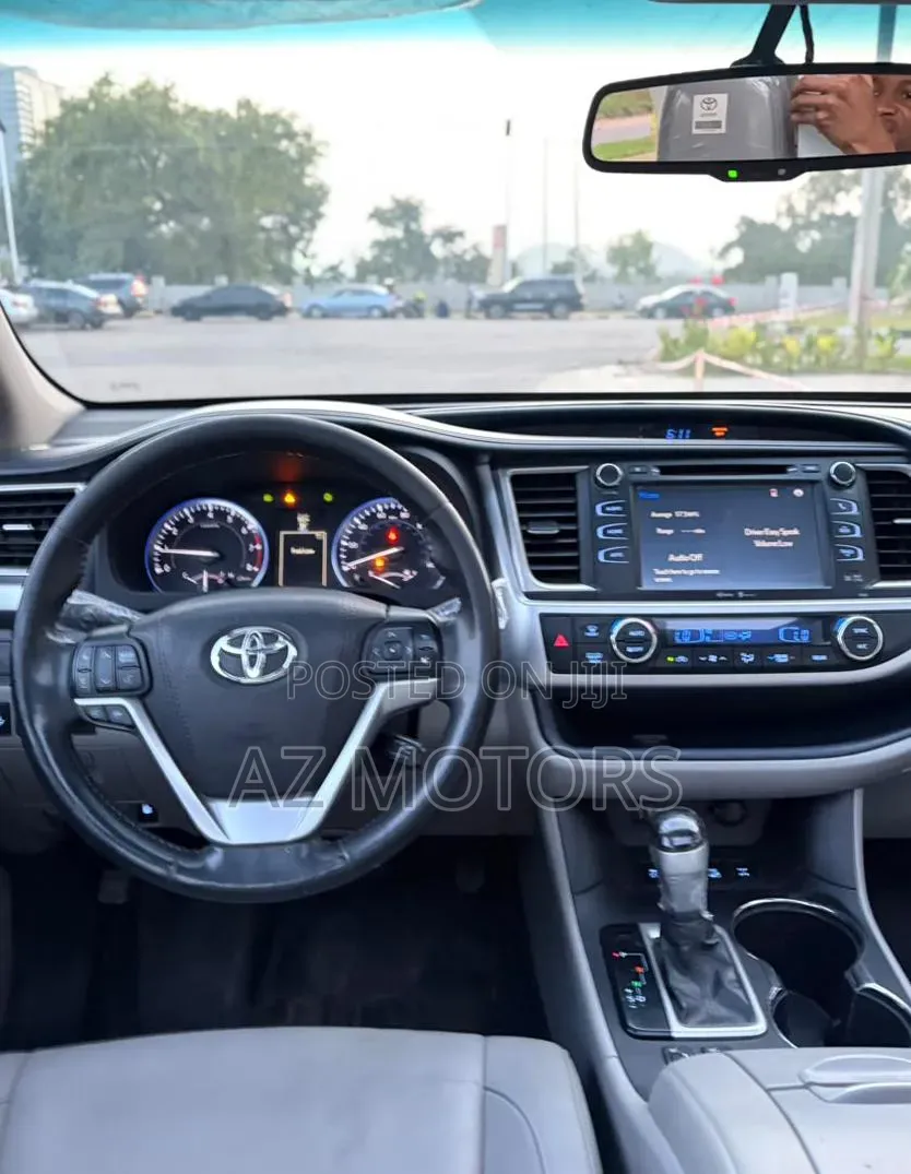 Toyota Highlander 2015 Gray