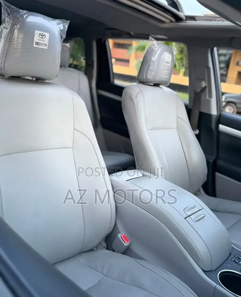 Toyota Highlander 2015 Gray
